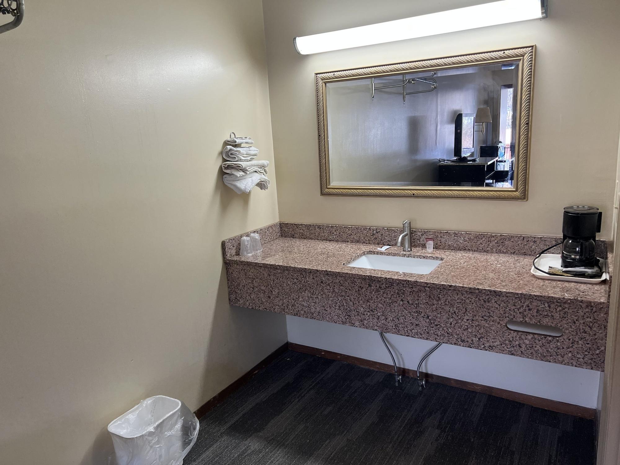 Green Valley Motel Winston Salem Экстерьер фото