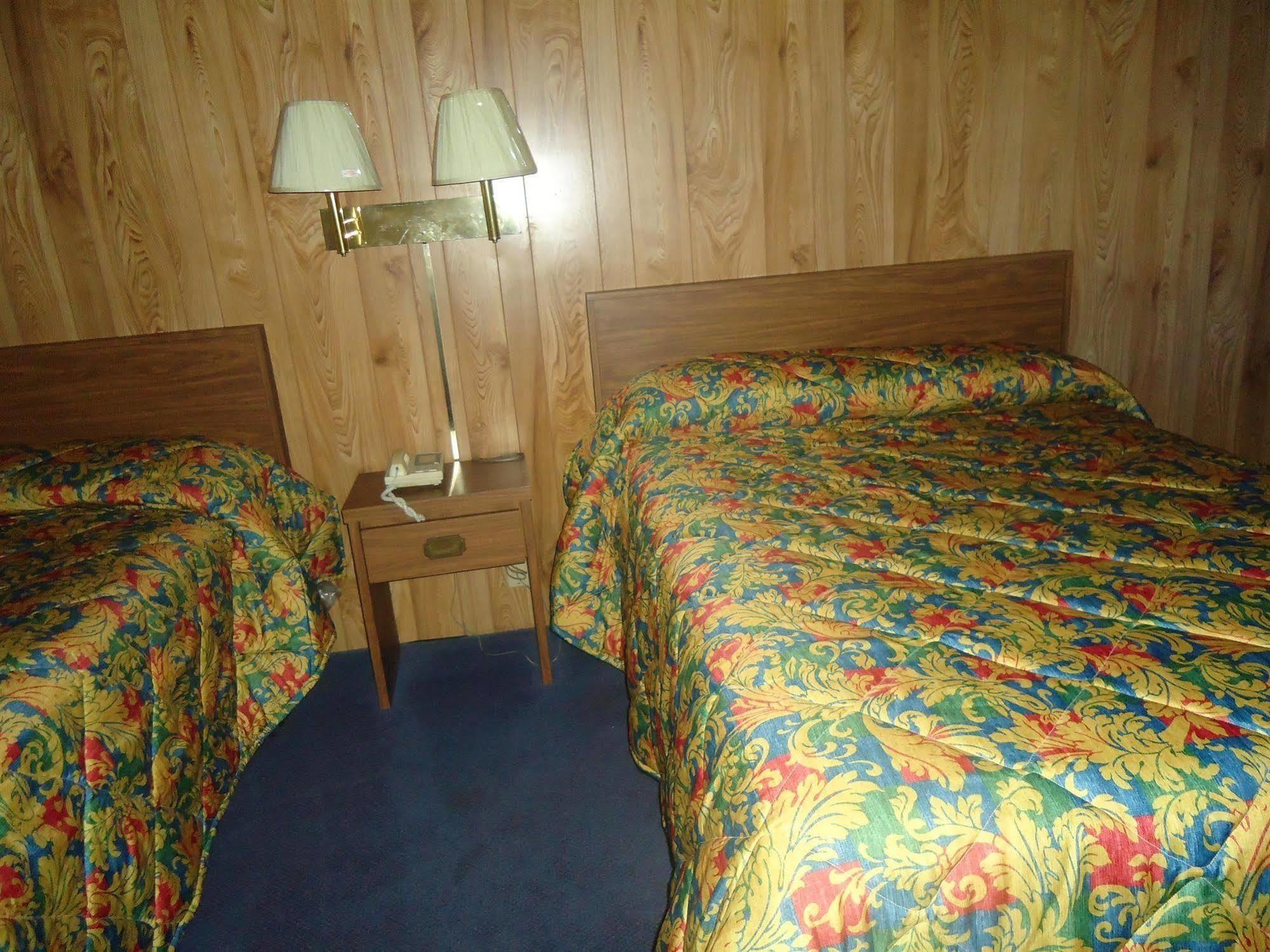 Green Valley Motel Winston Salem Номер фото