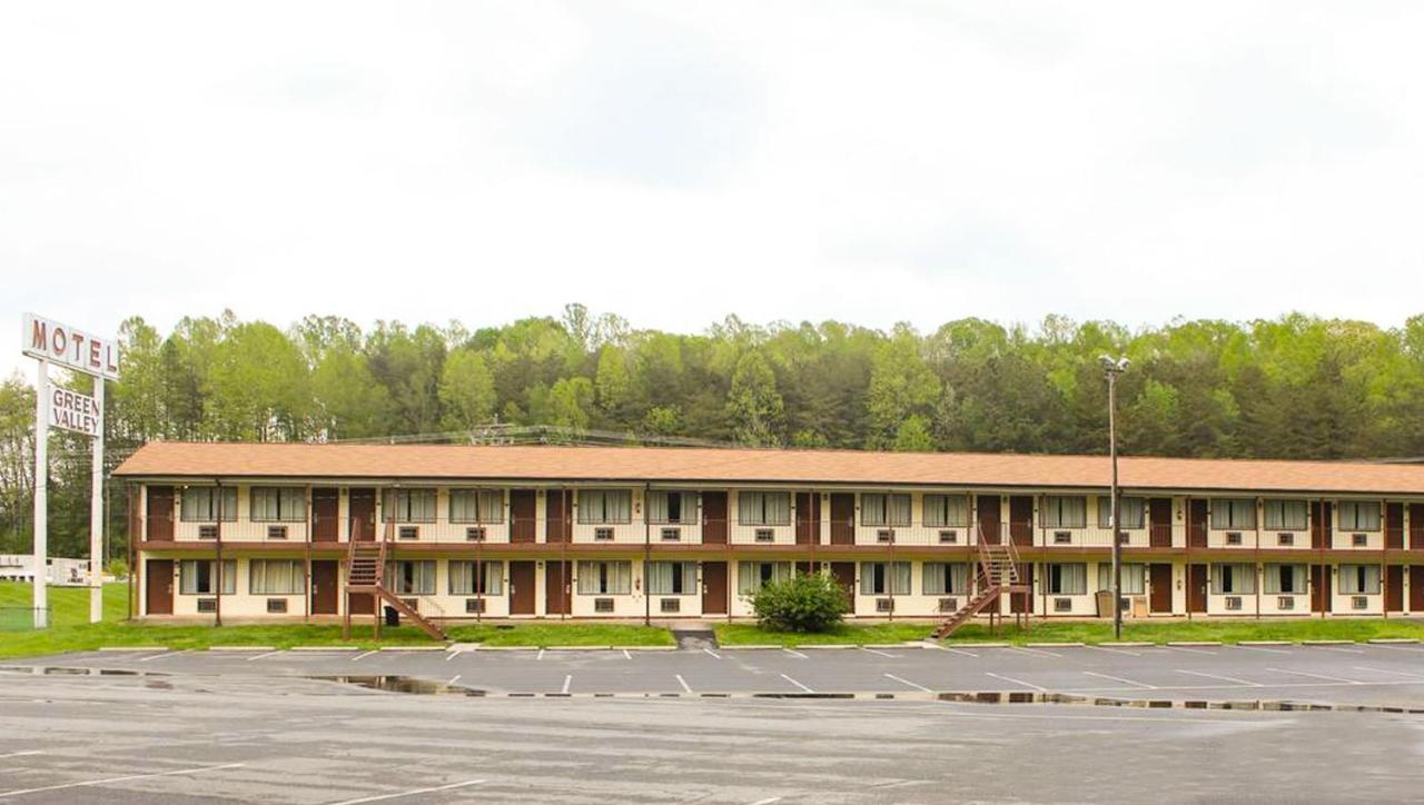 Green Valley Motel Winston Salem Экстерьер фото